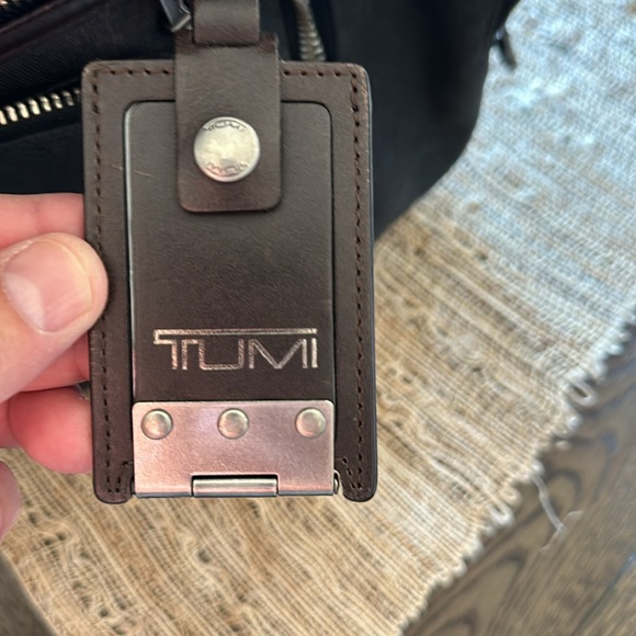 Tumi briefcase - Picture 3 of 8